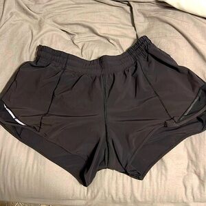 Black Lulu Lemon Hotty hot